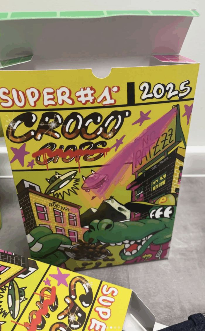 MYSTERY BOX